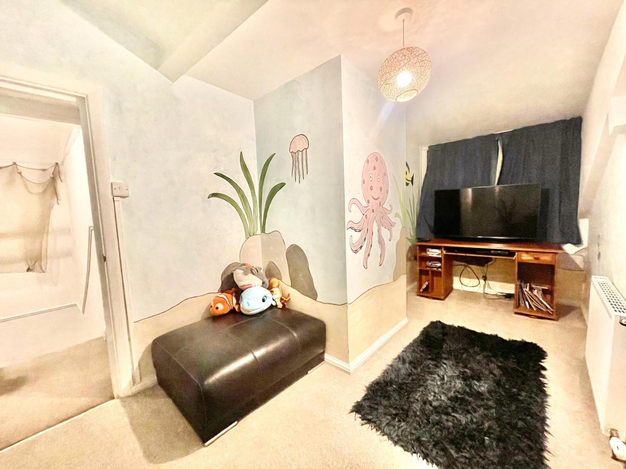 Tidesreach Filey, Sleeps 13, Close To Beach Экстерьер фото